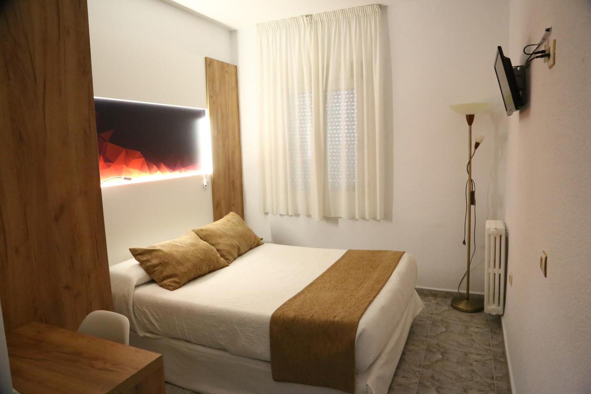 Hostal Real Plasencia Dış mekan fotoğraf